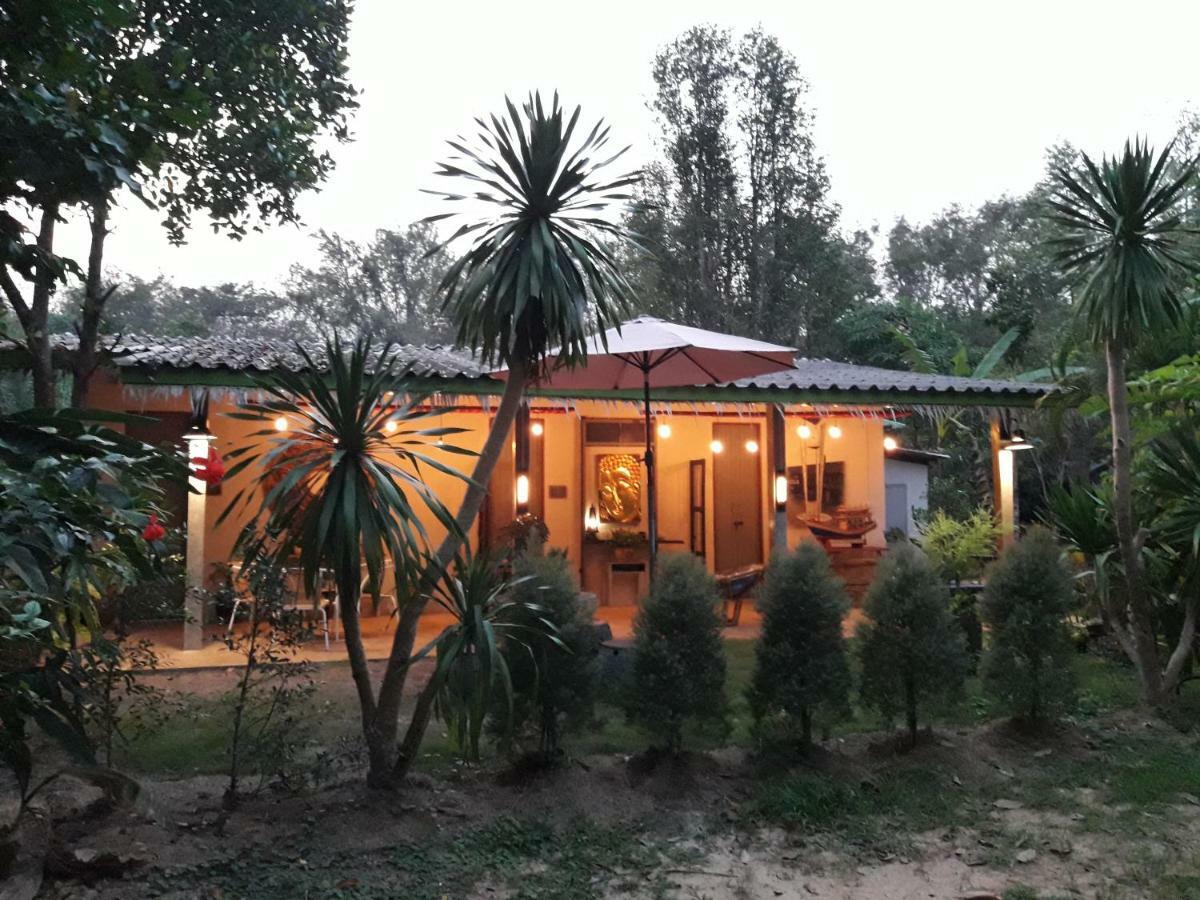 Baan Hotelier Resort Трат Екстер'єр фото
