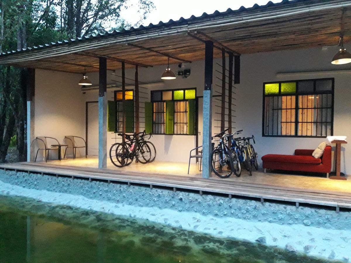 Baan Hotelier Resort Трат Екстер'єр фото