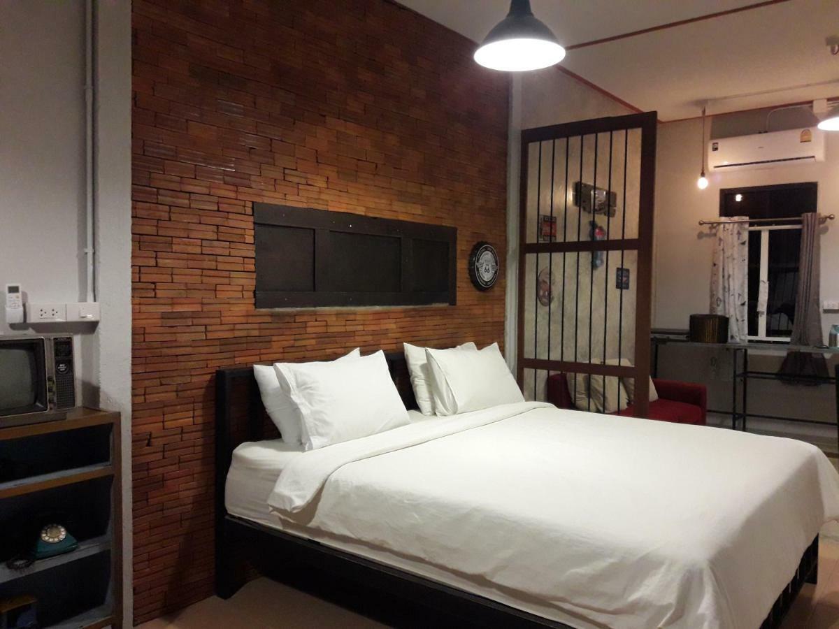 Baan Hotelier Resort Трат Екстер'єр фото